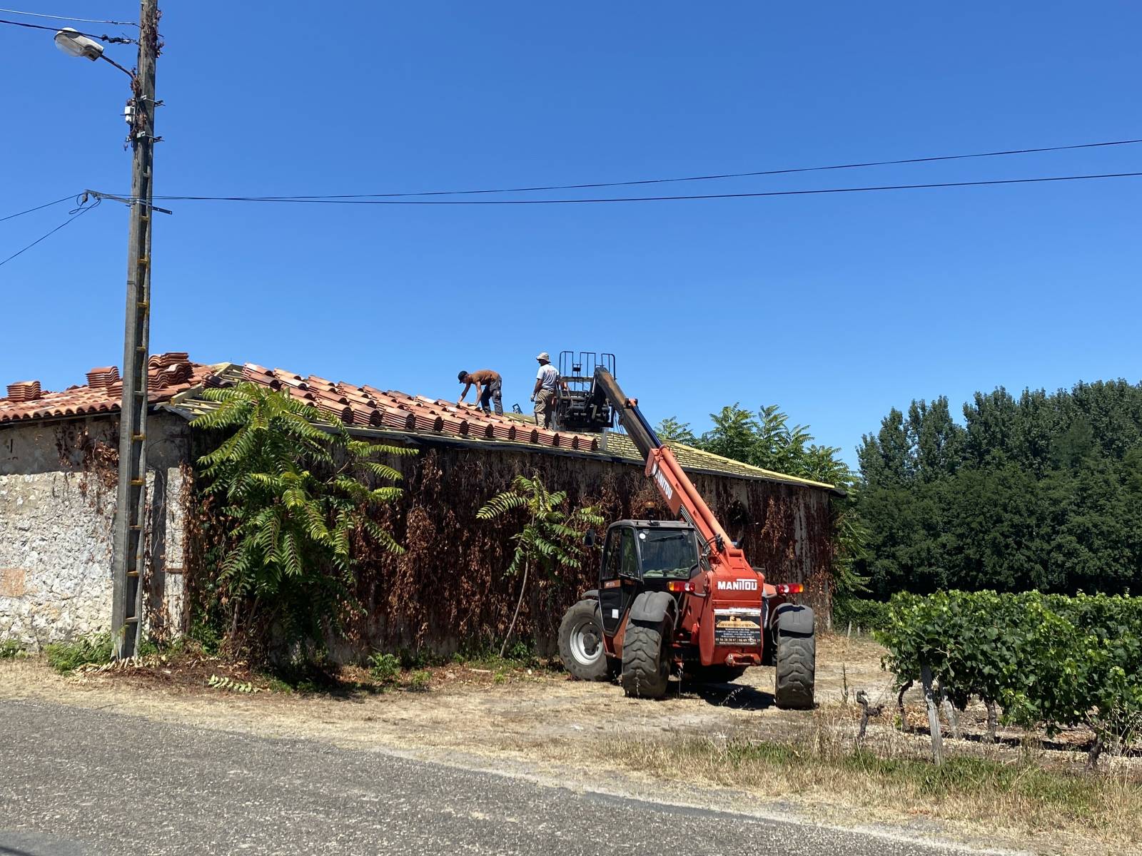 Artisan Couvreur pour rénovation de toiture de maison à Langon et dans le sud Gironde