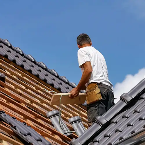 couvreur-zingueur-charpentier-les-compagnons-du-patrimoine-3 couvreur-zingueur-charpentier-les-compagnons-du-patrimoine-3