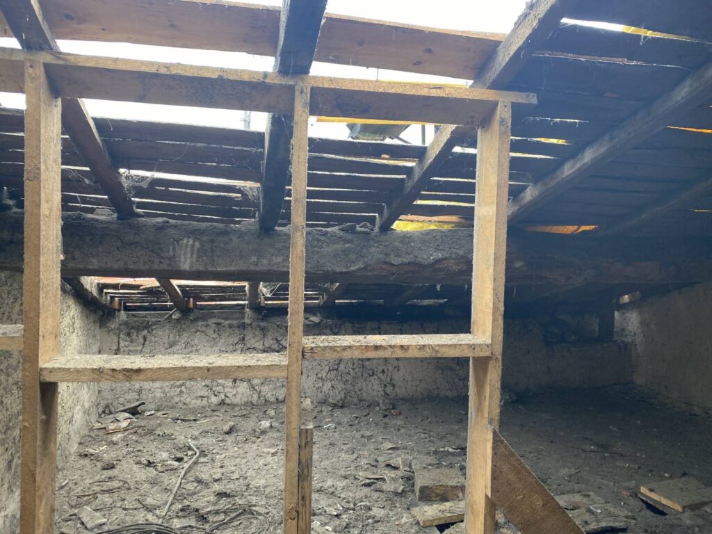 charpentier bois autour de moi couvreur charpentier a proximite couvertures laurencin bassin d arcachon